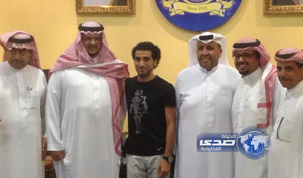 النصر يجدد عقد مهاجمه حسن الراهب