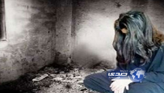 سيدة جزائرية تحتجز ابنتها فى غرفة مظلمة لمدة سبع سنوات