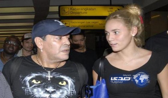 مارادونا ” يشتبك ” مع صديقته أوليفا في دبي