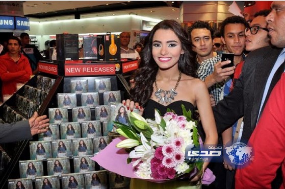 كارمن سليمان تحتفل بألبومها مع “الألتراس”