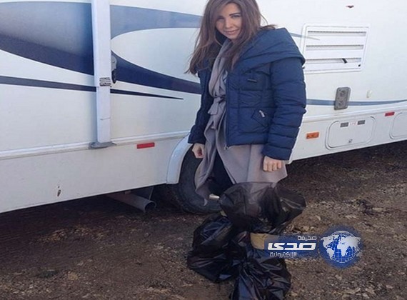 ربط اقدام نانسي عجرم بأكياس سوداء يثير الجدل