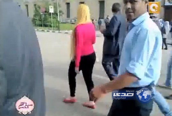 بالفيديو.. تحرش جماعى بجامعة القاهرة