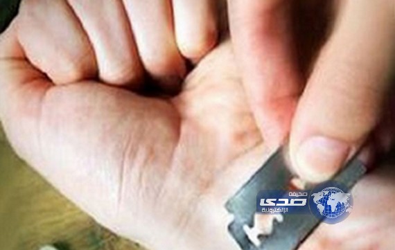 شاب يحاول الانتحار للحصول على إجازة