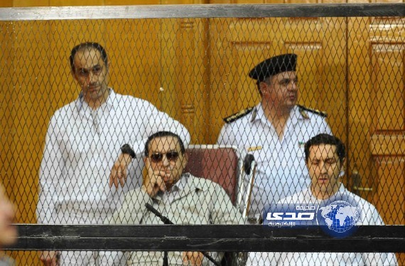 محكمة جنايات القاهرة تؤجل إعادة محاكمة مبارك