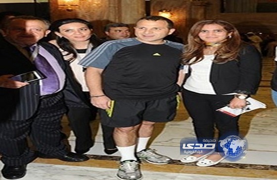 شورت وزير خارجية لبنان في قمة الكويت العربية يثير الجدل