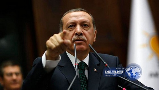 أردوغان يتعهد بسحق تويتر وفيسبوك ويوتيوب