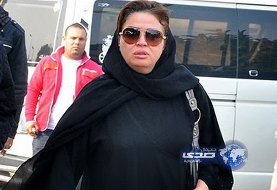 الهام شاهين تعود من مكة الى الاستديو