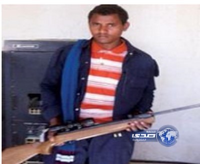 القبض على إفريقي “مسلح” بوادي الدواسر