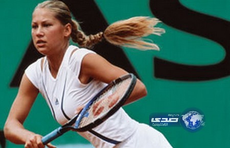 ثري عربي يشتري ملابس داخلية للاعبة تنس بـ30 ألف دولار