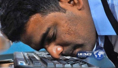 هندي يدخل موسوعة غينيس بالكتابة بأنفه