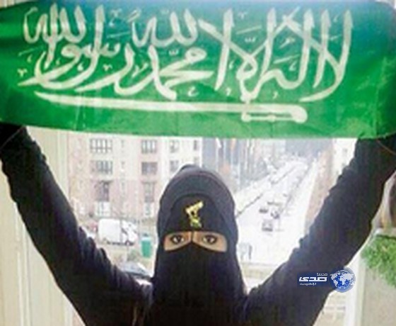 سيدة سعودية: إحدى الأوروبيات عرضت عليّ ألف يورو ثمناً لبرقعي ورفضت بيعه