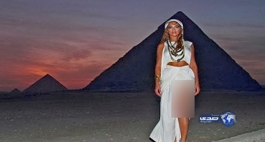 تصوير فيلم دعارة كامل في منطقة الاهرامات المصرية