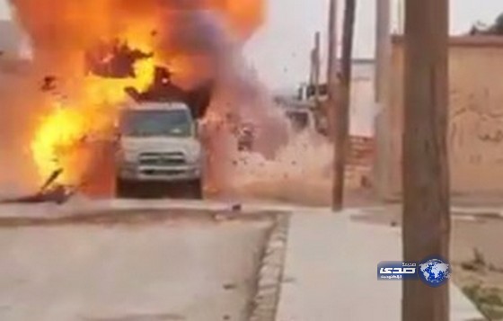 بالفيديو .. لحظة تفجير جبهه النصرة سيارة لداعش وتناثر الجثث