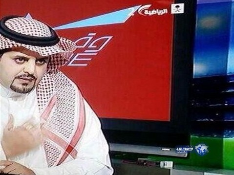 علبة سجائر تظهرعلى شاشة القناة الرياضية السعودية اثناء بث فقرة الاستديو التحليلي