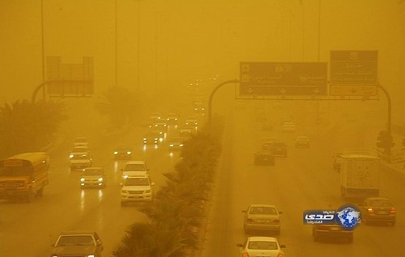 موجة غبارتضرب أجزاء من الرياض