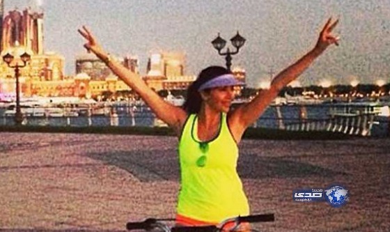 لاميتا فرنجية تلجاء الى خطف المتابعين بصور خادشة التقطتها في دبي