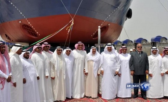 تدشين سفينة محلية الصنع في ميناء الملك عبدالعزيز
