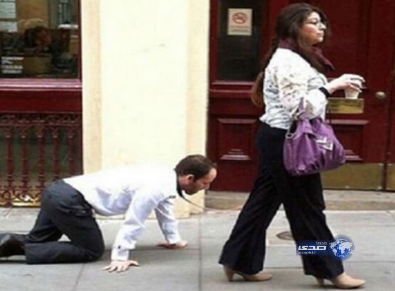 كشف لغز المرأة التى تسحب رجلاً بسلسلة فى شوارع لندن