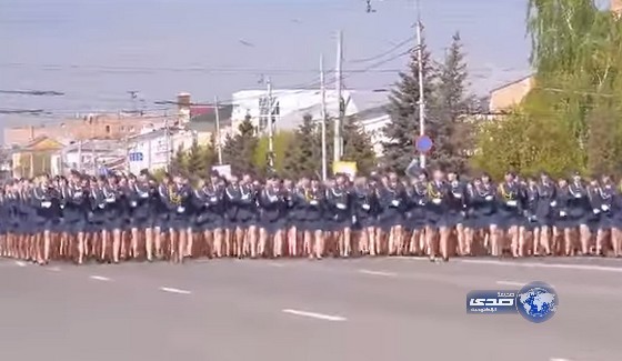 بالفيديو..استعراض عسكري حماسي لمجندات الجيش الروسي
