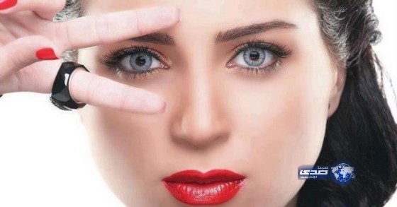 الفنانة مي عز الدين..”والدتي خدعتني”