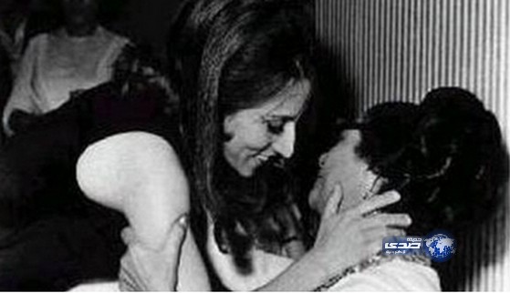 صور نادرة للقاء أم كلثوم وفيروز!