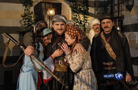 “باب الحارة” يدخل مرحلة الاستوديو و ينتهي في شهرين