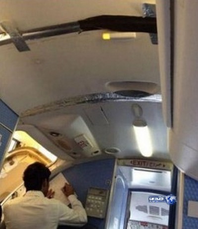 اكتشاف فراغات بين قواطع سقف طائرة الخطوط السعودية بمطار نجران