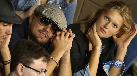 صديقة دي كابريو تخونه بصحبة 6 رجال عراة