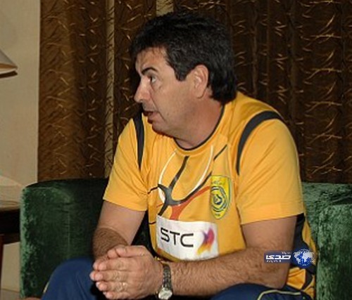 خورخي دا سيلفا مدرباً للنصر بدلاً من كارينيو