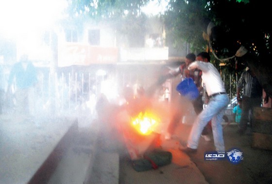 حرق نفسه وزعيم سياسي خلال برنامج تلفزيوني