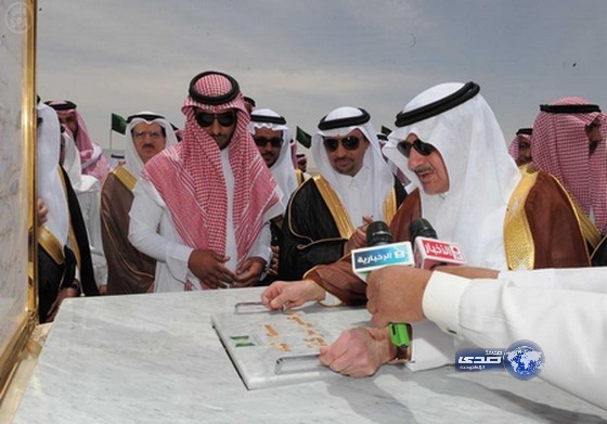 الأمير فهد بن سلطان يدشن مشروعات تنموية بمحافظة تيماء