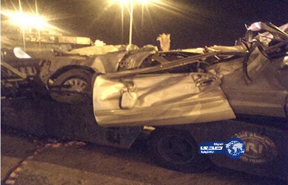 حادث مروع يتسبب في نقل 14 مصاباً إلى مستشفى خميس مشيط
