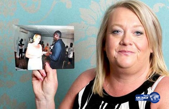 بريطانية تتصيد الأفارقة “الفقراء” للزواج منها