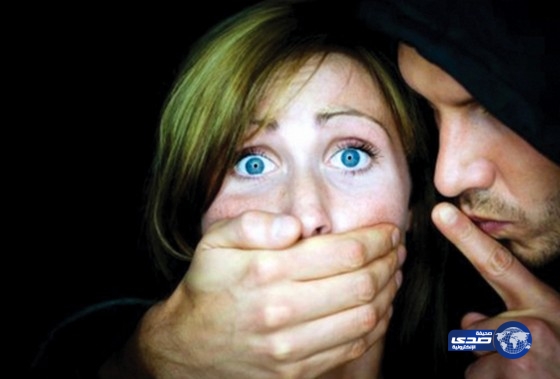 زوج يسهل اغتصاب زوجته