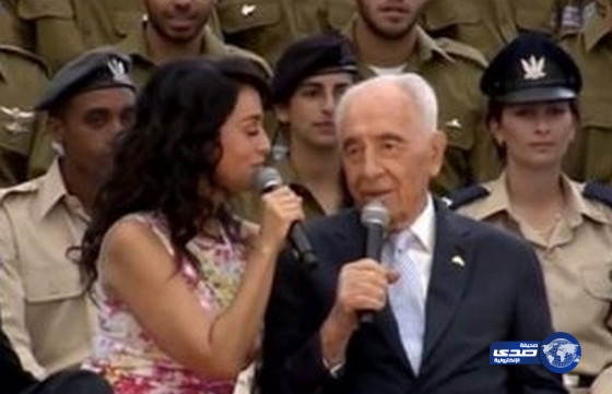 بالفيديو: فتاة تتحرش جنسيا بالرئيس الاسرائيلي