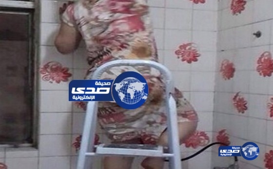 اربعيني يضبط زوجته مع سباك داخل الحمام