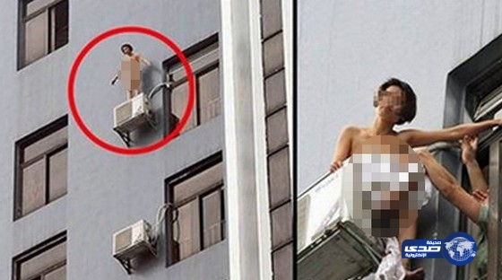 فتاة صعدت على حافة نافذة الفندق وبدأت بالرقص عارية