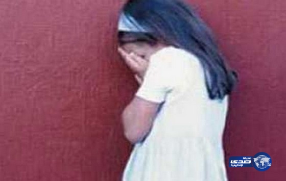 طفل لم يتجاوز الثامنة من العمر يغتصب زميلته في حمام المدرسة!