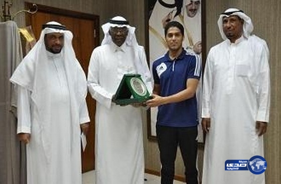 أحمد عيد يكرم الحكم الدولي فهد المرداسي