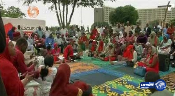 احتجاجات في نيجيريا بشأن خطف الفتيات وتزايد أعمال العنف