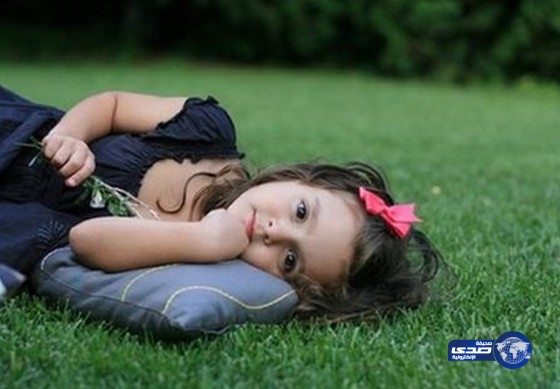 طفلة تريد تحقيق أحلامها قبل فقدانها بصرها