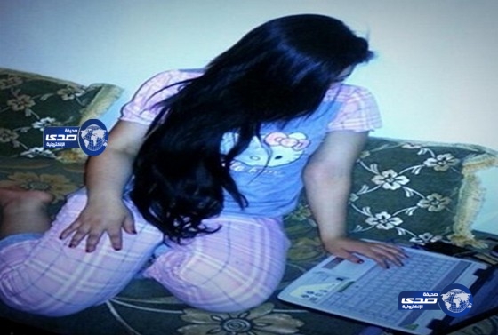 شاب يوقع بتسع فتيات عبر مواقع التواصل الاجتماعي