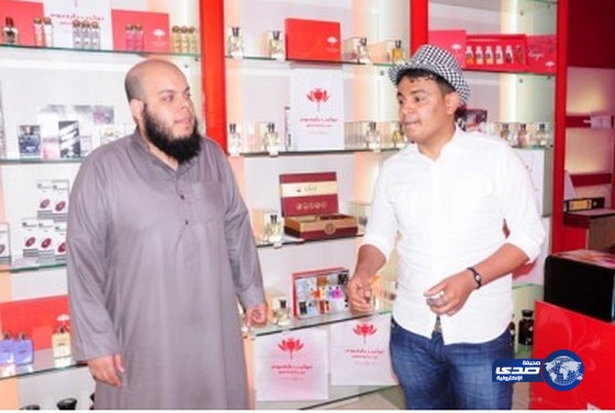 ساحرتان تنتشلان 2600 ريال من محلات بجدة