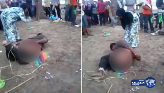 بالفيديو:ام تضرب شاب اغتصب ابنتها بعد ان قيدتها وقامت بتعرية مؤخرته