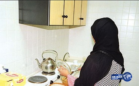 شرطة الرياض تلزم مواطنَين بدفع 112 ألف ريال لخادمتين إندونيسيتين