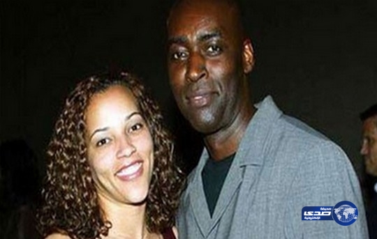 الممثل الأميركي مايك جايس بقتل زوجته بالرصاص أمام أطفاله