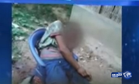 بالفيديو:مقتل أم أمام أطفالها وزوجها لمقاومتها الاغتصاب!