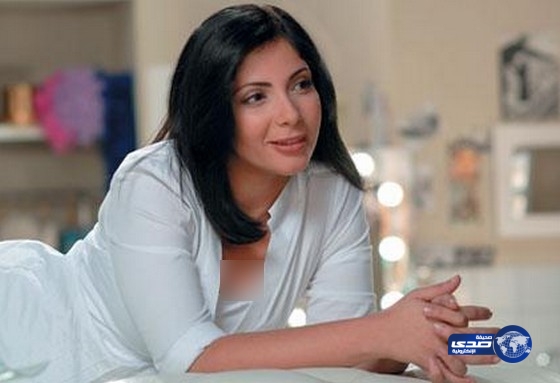 منى زكي للمتحرشين: “اللى ميقدرش يمسك نفسه..يقطعه”