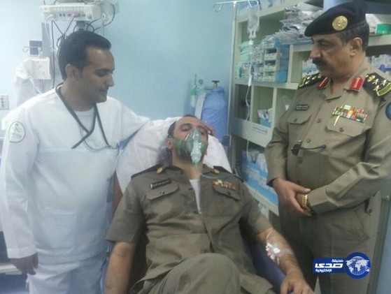 ثعبان يلدغ رجل دفاع مدني أثناء إخماد حريق في المندق