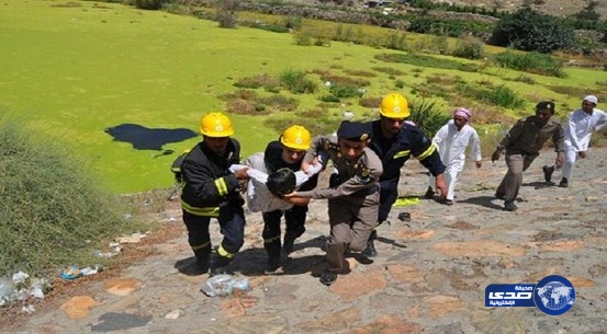إنقاذ طفل سقط في مستنقع مائي بهدا الطائف